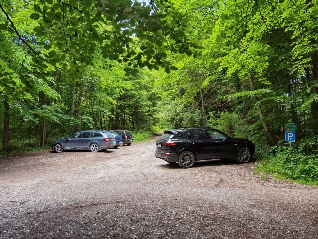 Auf der Ilkahöhe parken - das ist der offizielle Wanderparkplatz